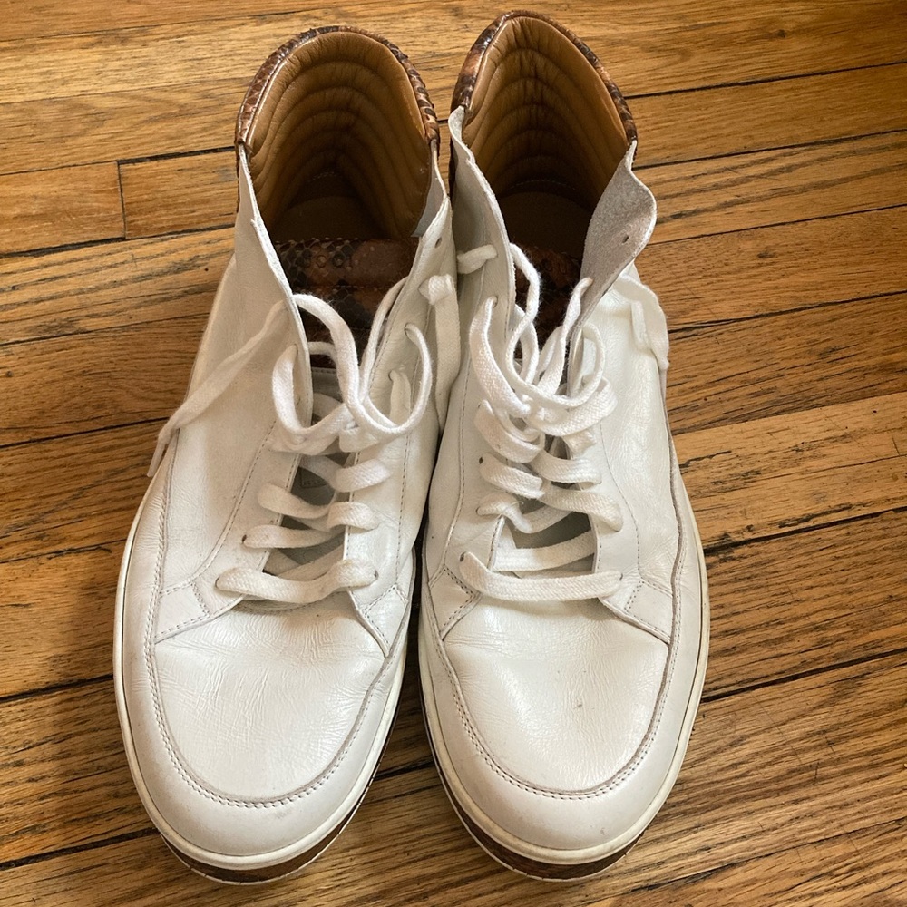Gucci shoes